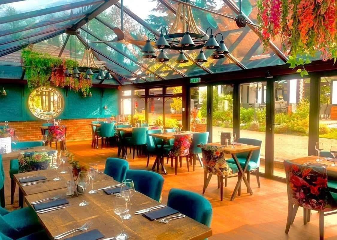 The Stanwick Hotel Εξωτερικό φωτογραφία